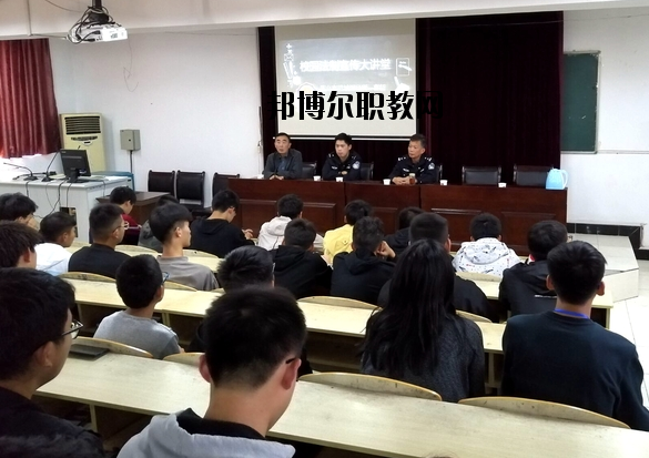 蘇州托普信息職業(yè)技術(shù)學(xué)院怎么樣、好不好