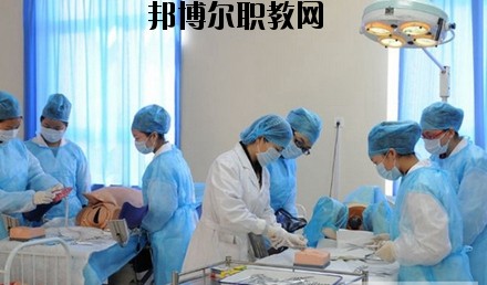 四川成都衛(wèi)生學(xué)校2020年報(bào)名條件、招生要求、招生對象