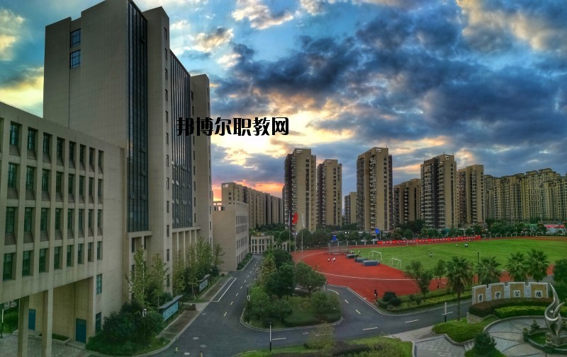 永嘉縣四川中學(xué)2020年報(bào)名條件、招生要求、招生對(duì)象