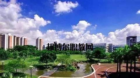 安陸深藍(lán)電子工業(yè)技術(shù)學(xué)校2020年報(bào)名條件、招生要求、招生對(duì)象