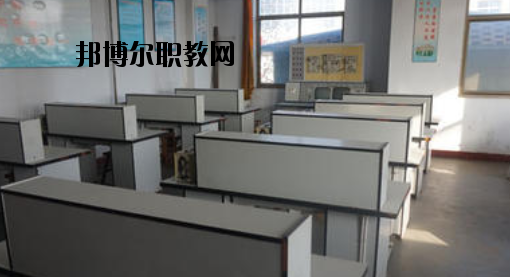 保定富昌中專學(xué)校2020年報(bào)名條件、招生要求、招生對象 