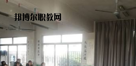 秦皇島燕成中等專業(yè)學(xué)校2020年報(bào)名條件、招生要求、招生對(duì)象 