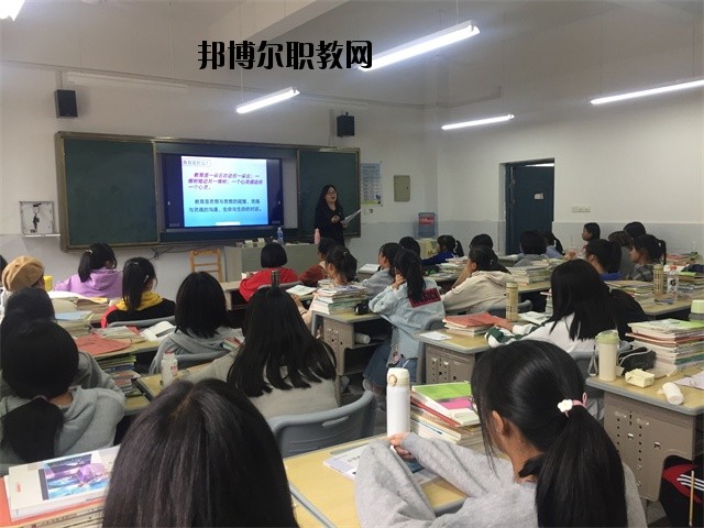 江西景德鎮(zhèn)機(jī)電工程學(xué)校2020年報(bào)名條件、招生要求、招生對(duì)象 