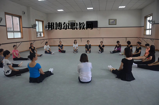南昌青山湖區(qū)職業(yè)技術(shù)學校2020年報名條件、招生要求、招生對象 