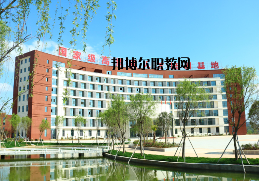 寧都技工學(xué)校2020年報(bào)名條件、招生要求、招生對(duì)象