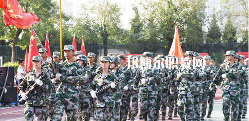 西安齊力鐵路學(xué)校2020年報名條件、招生要求、招生對象