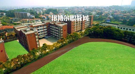 鄭州科技中等專業(yè)學校2021年報名條件、招生要求、招生對象