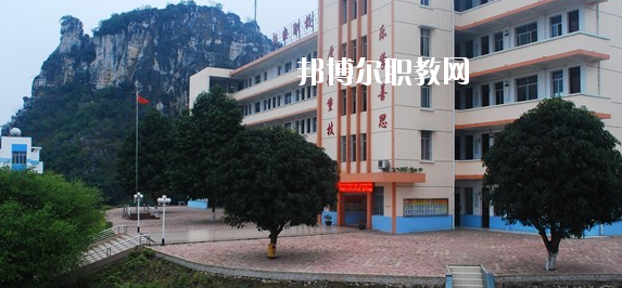 扶綏縣職業(yè)技術(shù)學(xué)校2020年報(bào)名條件、招生要求、招生對(duì)象