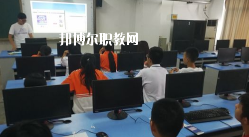 蘭州紅古區(qū)職教中心2020年報(bào)名條件、招生要求、招生對(duì)象