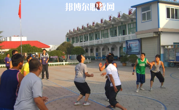 張家川縣阿拉伯語(yǔ)言學(xué)校2020年報(bào)名條件、招生要求、招生對(duì)象