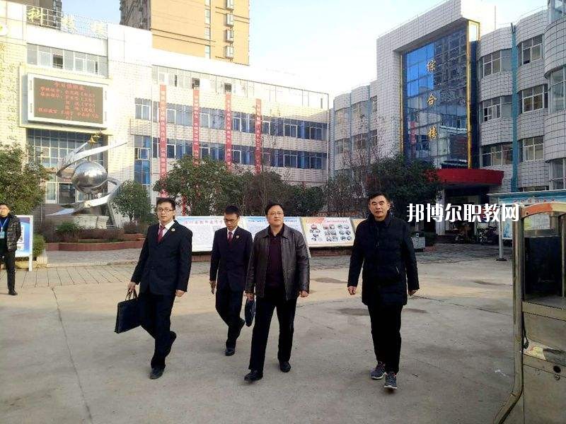 潢川縣職業(yè)教育中心2021年報(bào)名條件、招生要求、招生對(duì)象