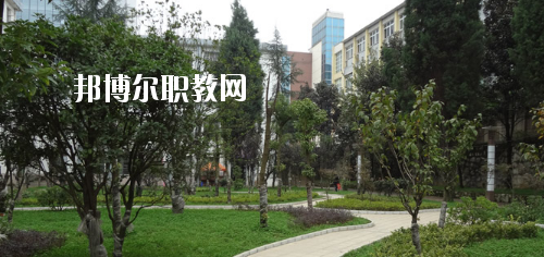 貴陽(yáng)白云區(qū)職業(yè)技術(shù)學(xué)校怎么樣，好不好