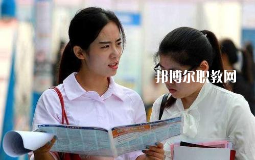 四川2020年讀幼師學(xué)?？梢钥即髮W(xué)嗎