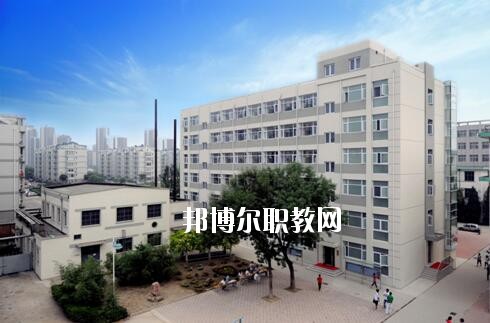 南陽(yáng)經(jīng)濟(jì)貿(mào)易學(xué)校2021年報(bào)名條件、招生要求、招生對(duì)象