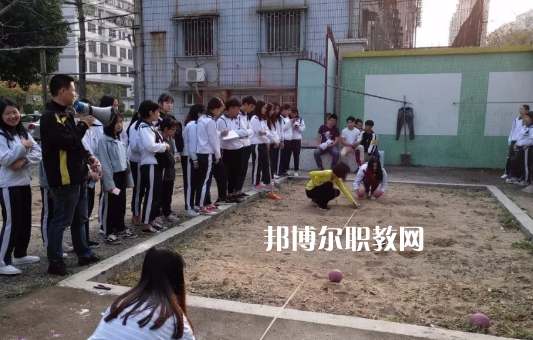 汕頭經(jīng)貿(mào)職業(yè)技術(shù)學(xué)校2021年報名條件、招生要求、招生對象