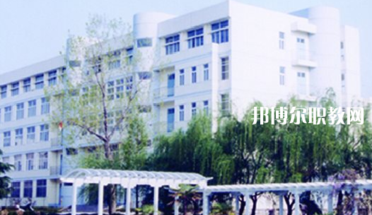 安慶市建筑工程學(xué)校2021年報(bào)名條件、招生要求、招生對(duì)象