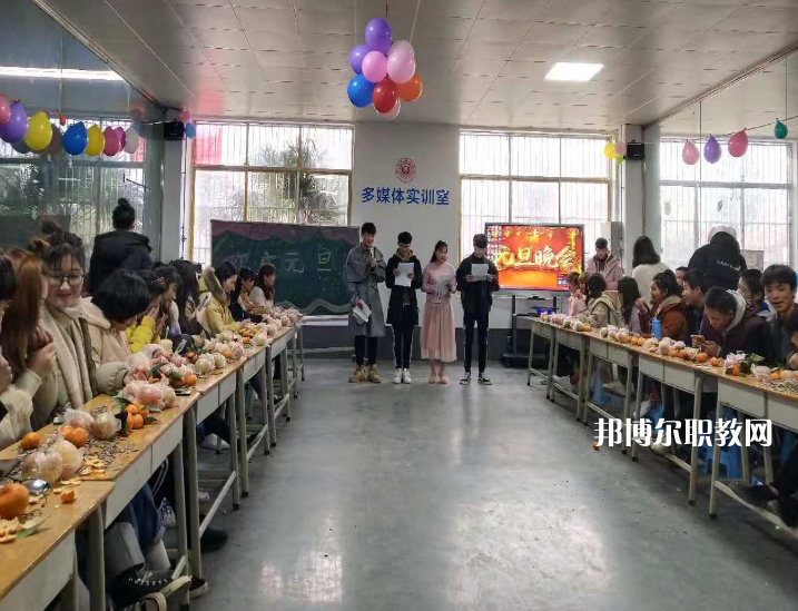 阜南技工學(xué)校2021年報(bào)名條件、招生要求、招生對象