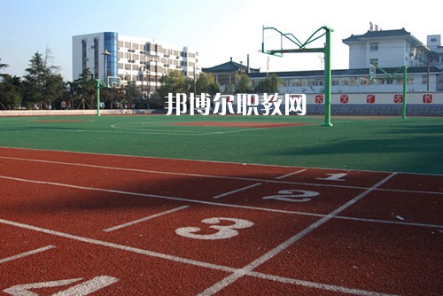 揚(yáng)州生活科技學(xué)校怎么樣、好不好