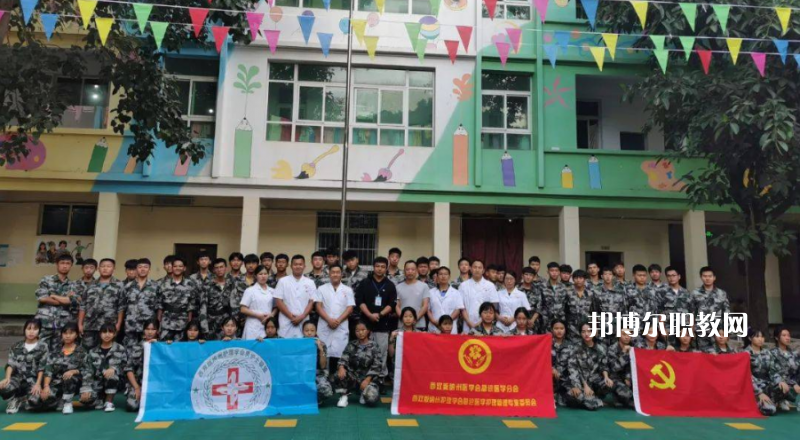 西雙版納經(jīng)濟(jì)管理職業(yè)學(xué)校2021年報(bào)名條件、招生要求、招生對象