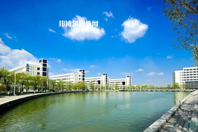 南華縣職業(yè)高級中學2021年招生錄取分數線
