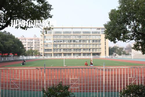 云南工業(yè)高級技工學(xué)校20怎么樣、好不好