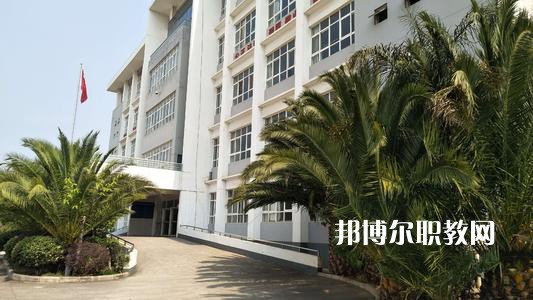 晉寧職業(yè)高級中學2021年報名條件、招生要求、招生對象