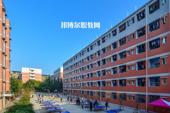 秦皇島市燕?？萍悸殬I(yè)學(xué)校2022年報(bào)名條件、招生要求、招生對(duì)象