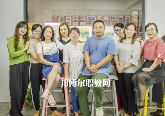 南京商業(yè)學(xué)校怎么樣、好不好