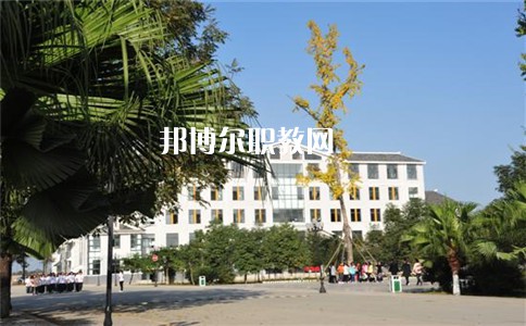 重慶機電工業(yè)學(xué)校怎么樣、好不好