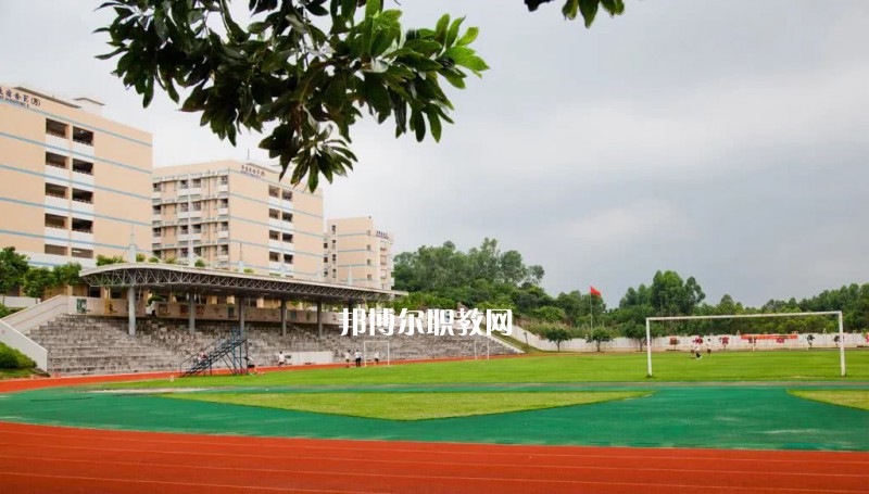 重慶航運旅游學(xué)校2022年報名條件、招生要求、招生對象 
