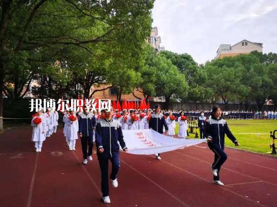 無錫衛(wèi)生高等職業(yè)技術(shù)學(xué)校2022報名條件、招生要求、招生對象
