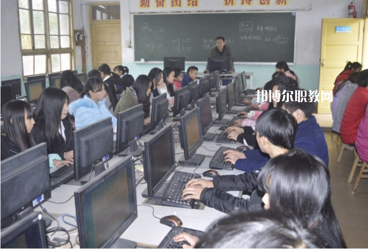 重慶綦江職業(yè)技術(shù)學(xué)校2022年報(bào)名條件、招生要求、招生對(duì)象