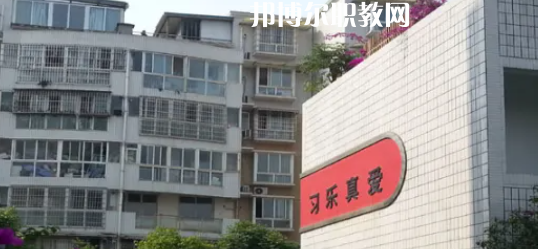 天府成人中等專業(yè)學(xué)校2022年報(bào)名條件、招生要求、招生對(duì)象