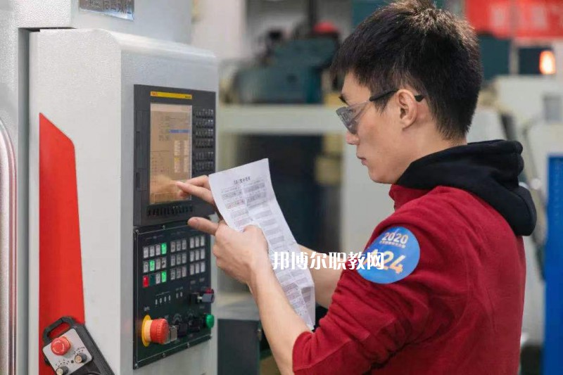 江蘇昆山第一中等專(zhuān)業(yè)學(xué)校2022年報(bào)名條件、招生要求、招生對(duì)象