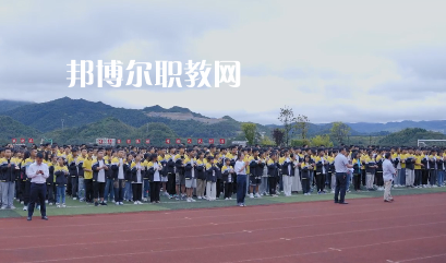 習(xí)水中等職業(yè)學(xué)校2022年報(bào)名條件、招生要求、招生對象