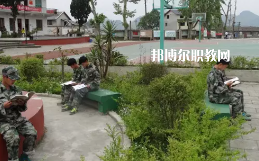 遵義南方白酒中等專業(yè)學校2022年學費、收費多少
