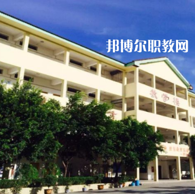 重慶西域技工學(xué)校2022年報名條件、招生要求、招生對象