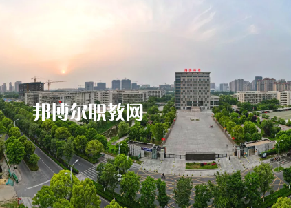 江蘇海安中等專業(yè)學(xué)校2022年報(bào)名條件、招生要求、招生對(duì)象