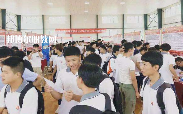 汕頭潮陽建筑職業(yè)技術(shù)學(xué)校2022年報(bào)名條件、招生要求、招生對象