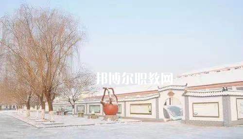江蘇省金山中等專業(yè)學校2022年報名條件、招生要求、招生對象