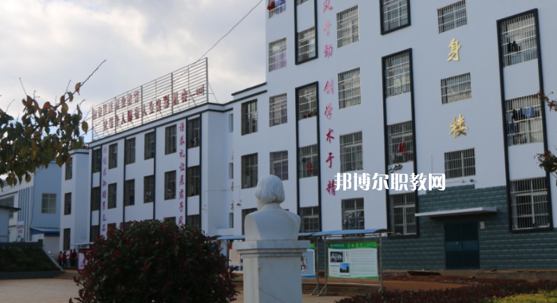 鹽源縣職業(yè)中學(xué)2022年報(bào)名條件、招生要求、招生對(duì)象