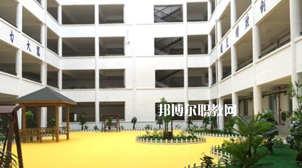 黔東南州德才科技職業(yè)學(xué)校怎么樣、好不好
