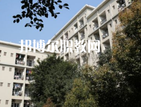 重慶輕工業(yè)學(xué)校2022年報(bào)名條件、招生要求、招生對(duì)象