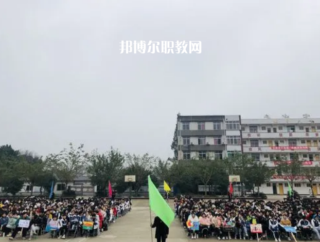 紅河州衛(wèi)生護理學校2022年學費、收費多少