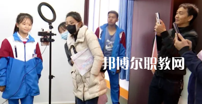 平塘中等職業(yè)學(xué)校2022年報(bào)名條件、招生要求、招生對象
