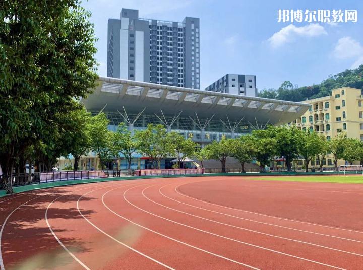 云南中醫(yī)藥中等專業(yè)學校2022年報名條件、招生要求、招生對象