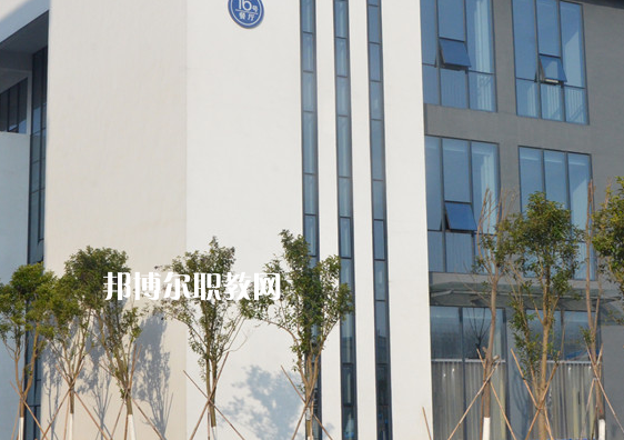 江蘇東臺中等專業(yè)學校2022年報名條件、招生要求、招生對象