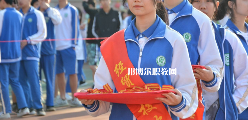 東莞經(jīng)濟(jì)貿(mào)易學(xué)校2022年報名條件、招生要求、招生對象