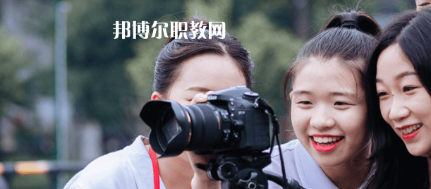 成都現(xiàn)代職業(yè)技術(shù)學(xué)校2022年報(bào)名條件、招生要求、招生對象