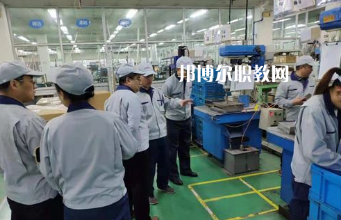 承德科技管理工程學(xué)校2022年報名條件、招生要求、招生對象